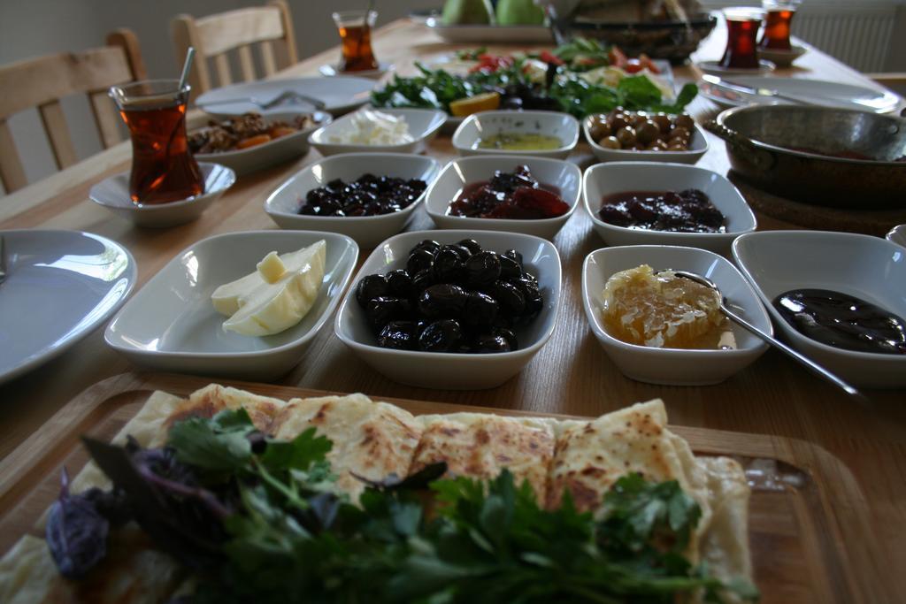 Assos Bohemian Hotel Eksteriør billede